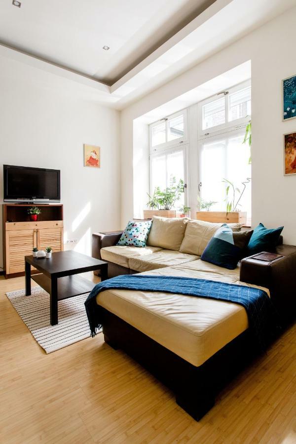 Ferienwohnung Downtown Delight Near The Basilica Budapest Exterior foto