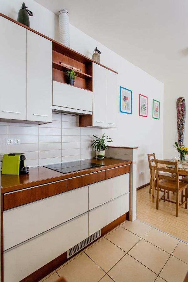 Ferienwohnung Downtown Delight Near The Basilica Budapest Exterior foto